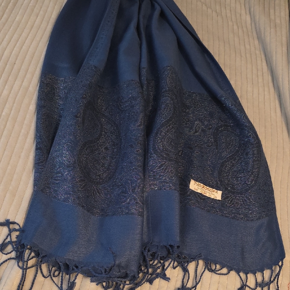 Pashmina Blue Paisley Scarf